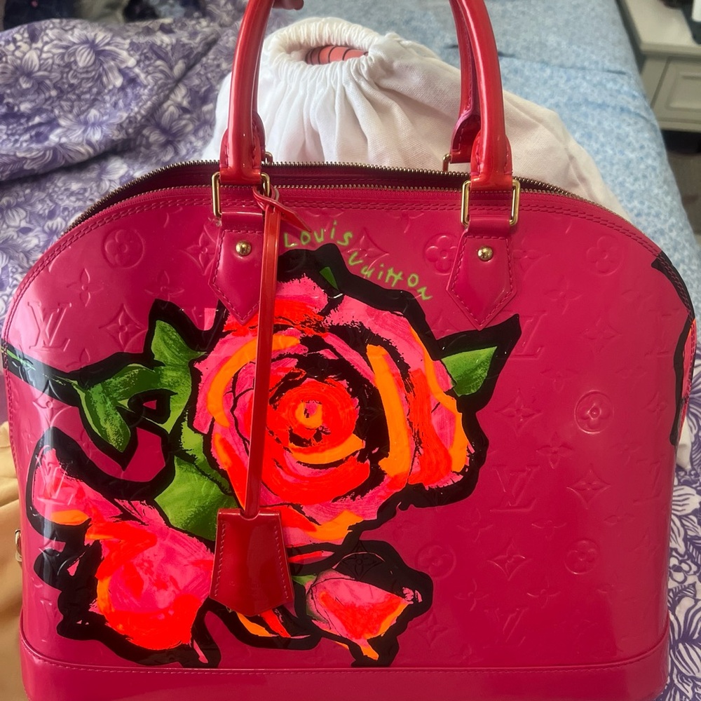 Auth Louis Vuitton Pink Vernis Alma MM